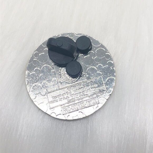 🔮‎ 5/$25 Disney Winnie The Pooh Pin - Picture 3 of 3